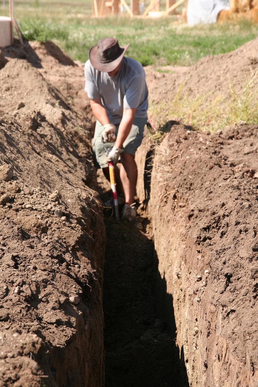 digging, man, work-1247586.jpg
